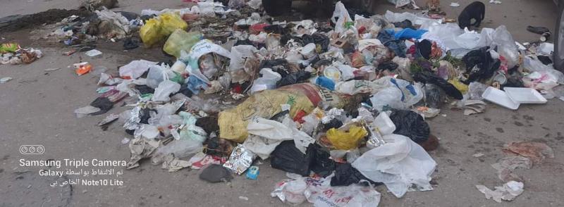 القمامة في شوارع عين شمس 