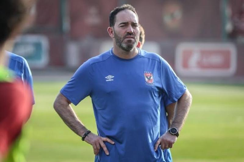 «لاعب جامد».. الأهلي يحسم أولى صفقات الموسم الجديد
