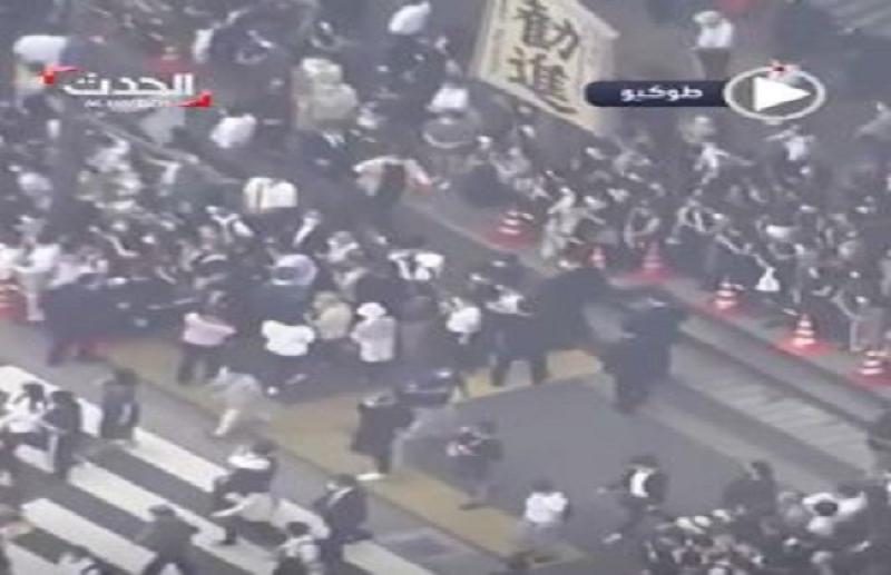 شاهد.. مراسم خاصة لتشييع جثمان شينزو آبي في اليابان - «فيديو»