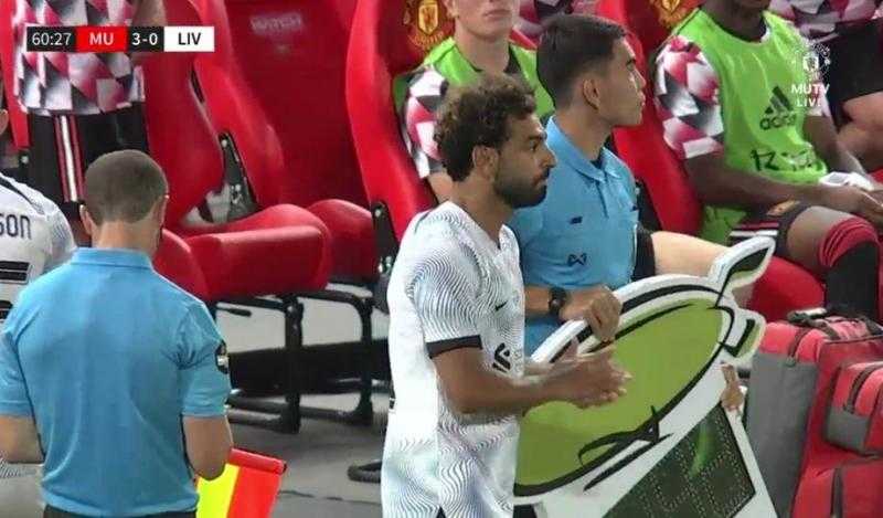 تقييم مفاجئ لمحمد صلاح بعد سقوط ليفربول برباعية أمام اليونايتد
