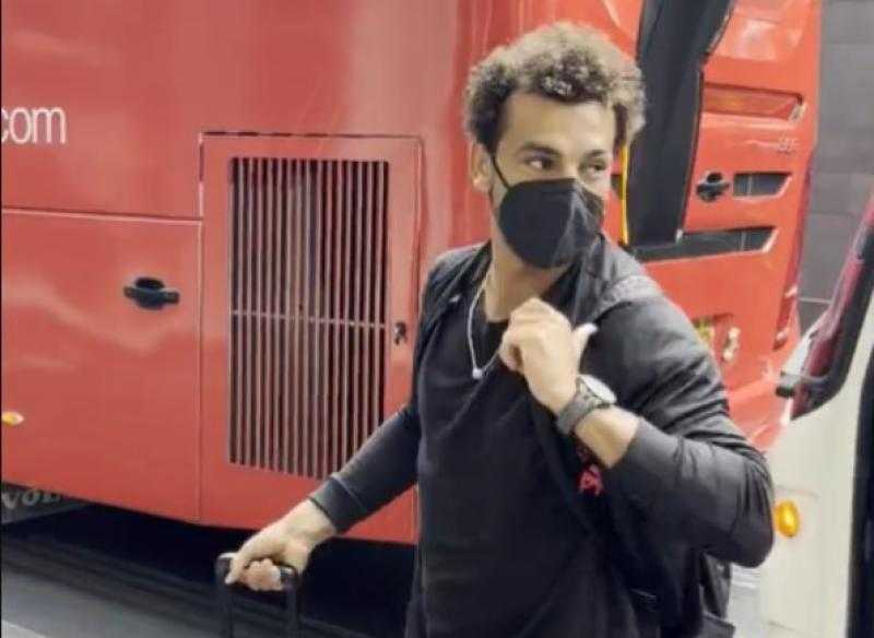 «نيولوك التجديد».. قصة شعر محمد صلاح الجديدة تخطف الأنظار
