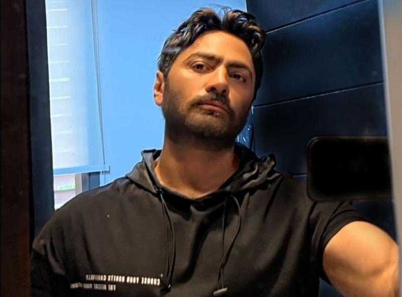 تامر حسني يلتقي جمهوره في الساحل الشمالي.. الليلة