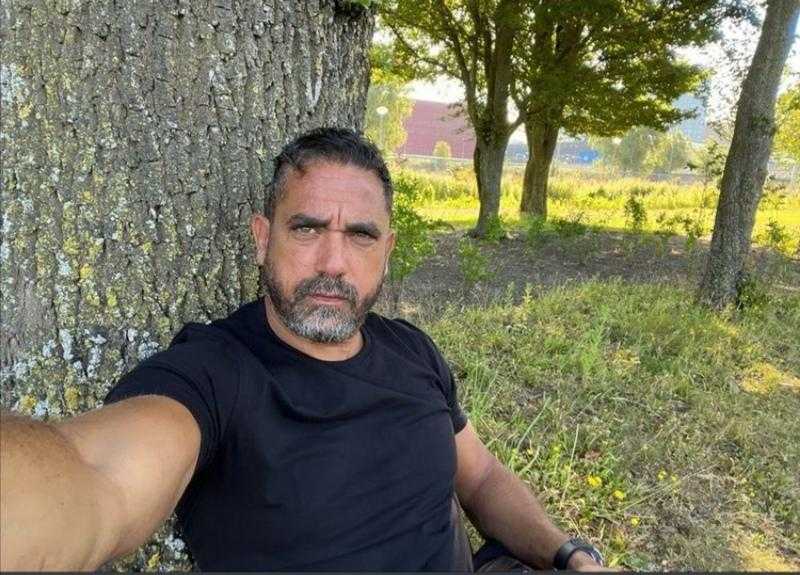 أمير كرارة يشارك جمهوره بصور من عطلته في أمستردام