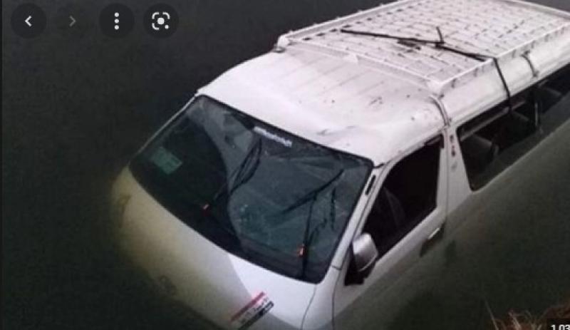 سقوط ميكروباص في ترعة بالدقهلية