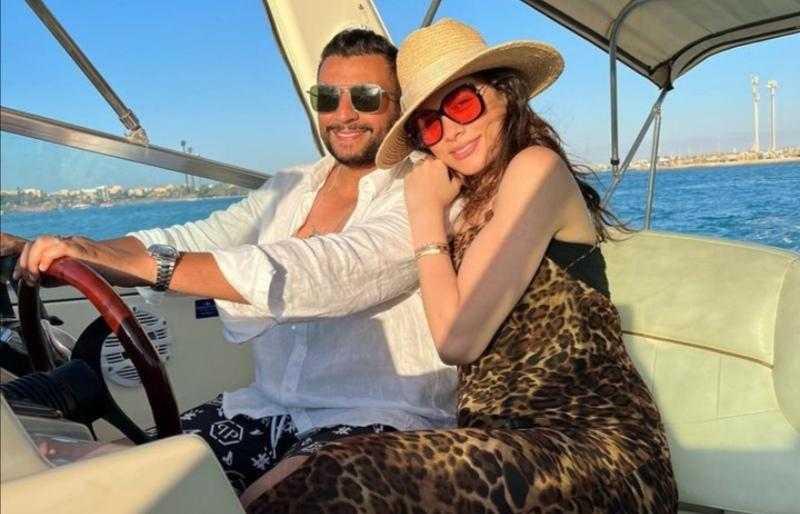 هاجر أحمد تتألق في أحدث ظهور برفقة زوجها من عطلتهما الصيفية «صور»
