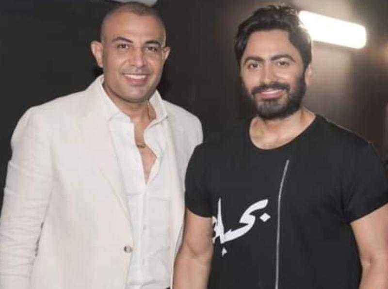 مدير أعمال تامر حسني يعلن وفاة والده