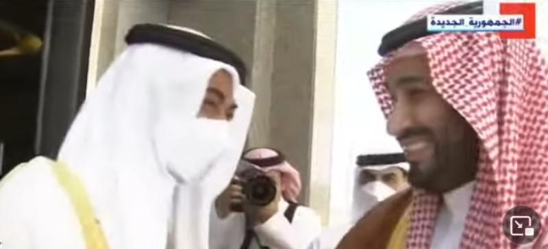 شاهد.. ولي العهد السعودي يستقبل الرئيس الإماراتي للمشاركة في قمة جدة