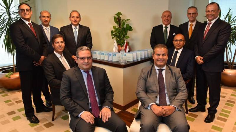 البنك الأهلي يحصد 14 جائزة دولية