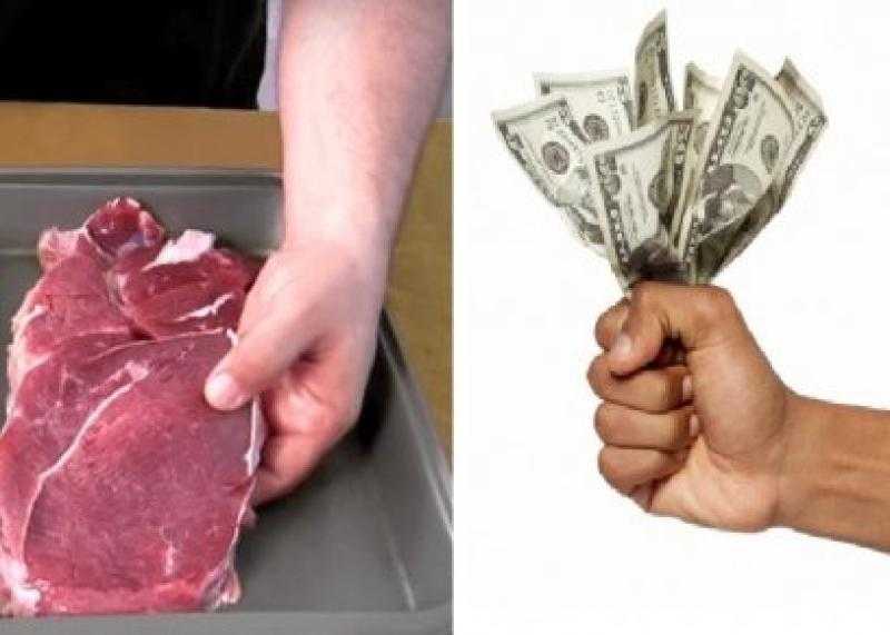 إعطاء الأم شيء ملك للزوج دون إذن هل يجوز شرعًا؟.. الإفتاء تجيب