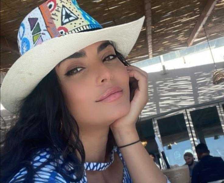 أسماء جلال ترد على شائعات ارتباطها بالمطرب ويجز