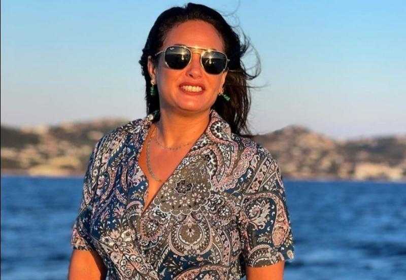 شاهد| هند صبري تشارك جمهورها بصور من عطلتها الصيفية