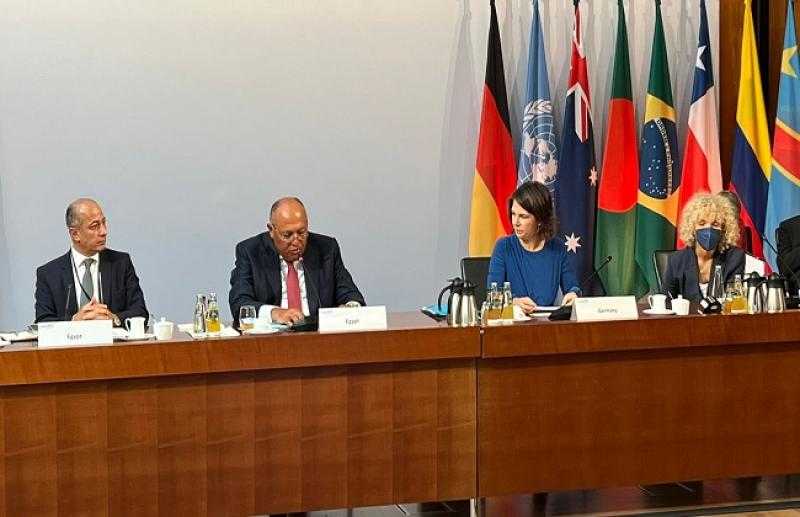 وزير الخارجية: قمة المناخ بشرم الشيخ على رأس اهتمامات الدولة المصرية