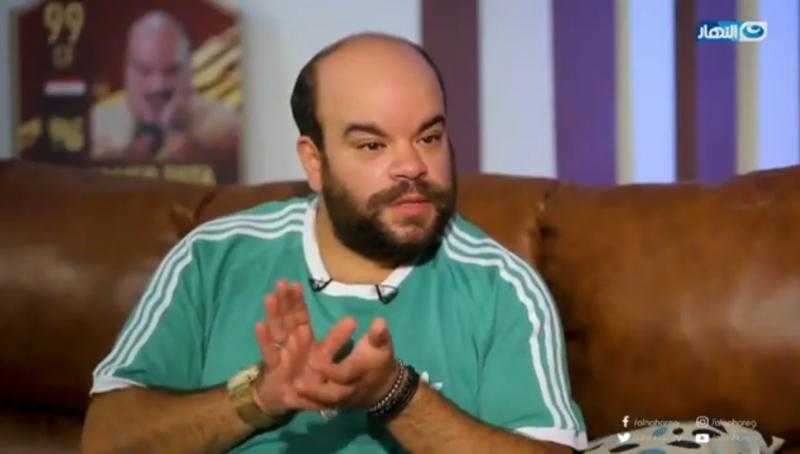 محمد عبد الرحمن: «اتجوزت مراتي بسبب غلطة في فرح».. فيديو