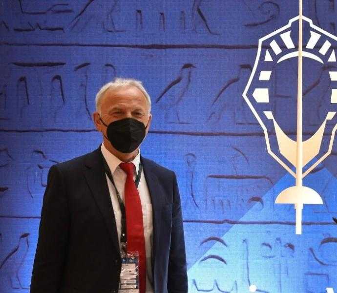 مشرف الاتحاد الدولي للسلاح: سعيد بتواجدي داخل مصر