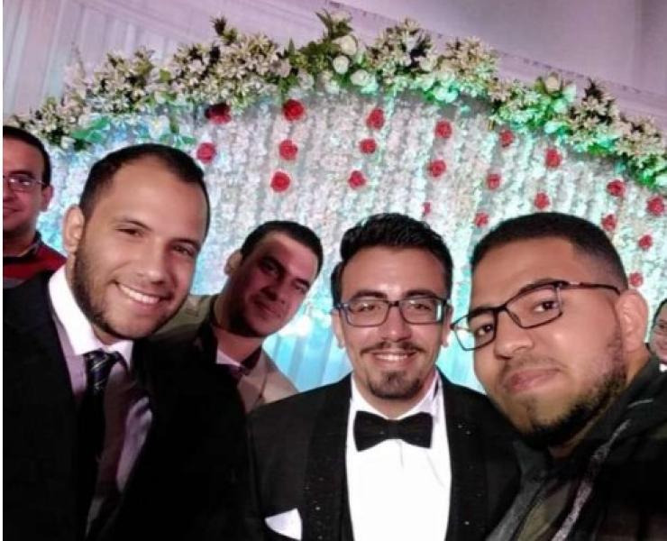 «متجوزين من سنة».. وفاة طبيب وزوجته وطفلهما الوحيد في حادث أتوبيس المنيا