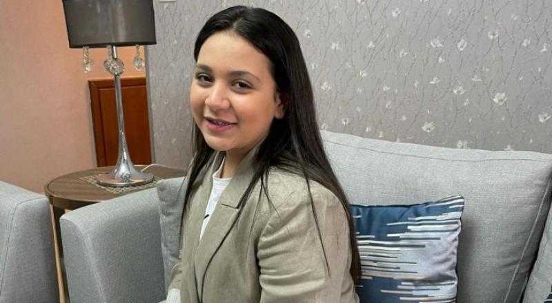 جنى مقداد.. تثير الجدل بعد انتشار صورها بدون حجاب