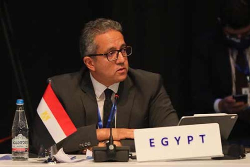 وزير السياحة والآثار