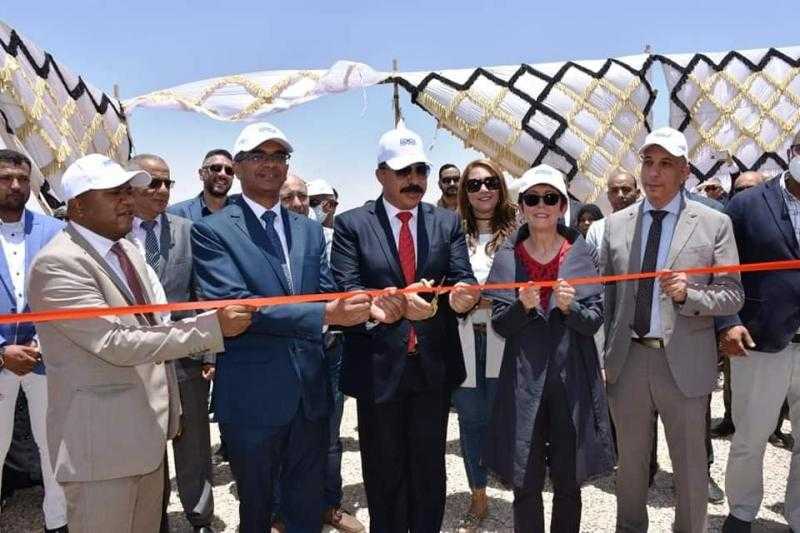 نائب وزير الإسكان يشارك في اجتماع لجنة إدارة برنامج مياه الشرب بالصعيد