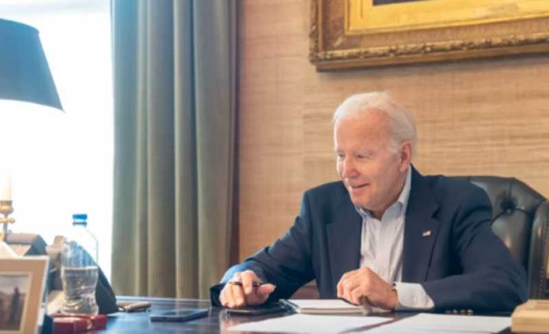 أول تعليق لـ «بايدن» من داخل العزل بعد إصابته بكورونا - فيديو
