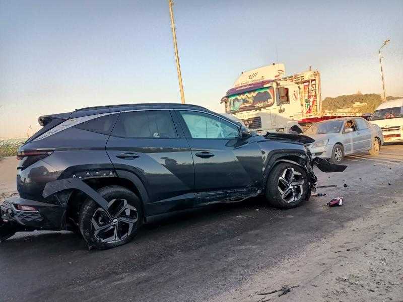 إصابة 8 أشخاص في حادث تصادم 7 سيارات بالإسكندرية