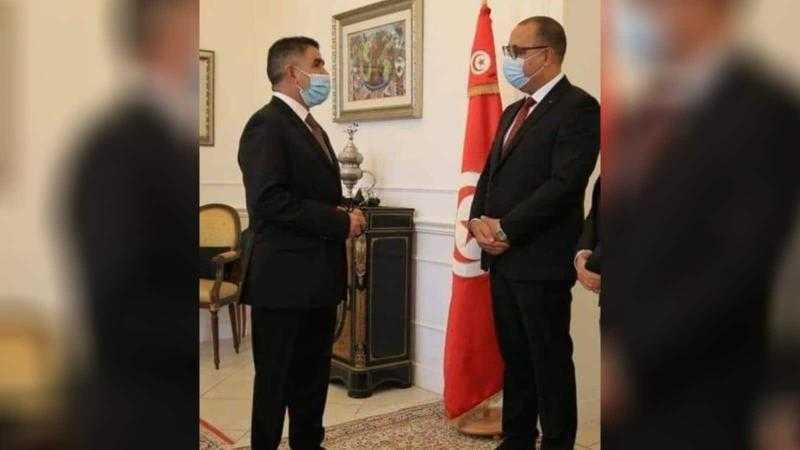 الجزائر تعتقل مدير مخابرات تونس السابق وتسلمه لبلاده