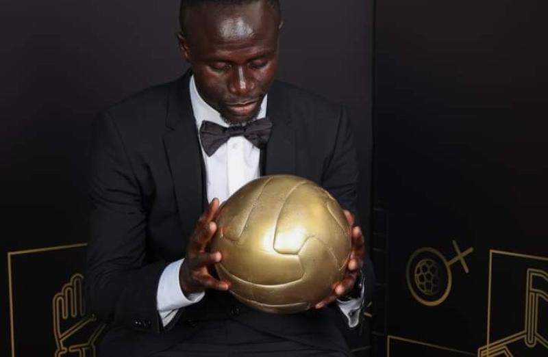 متفوقا على محمد صلاح.. ماني يفوز بجائزة أفضل لاعب إفريقي لعام 2022