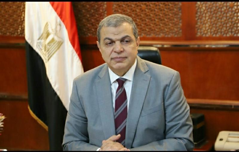 وزير القوى العاملة 