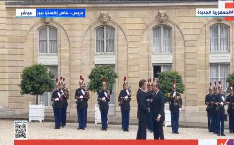 شاهد .. استقبال الرئيس السيسي في العاصمة الفرنسية باريس