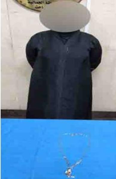 سقوط سيدة أثناء بيعها «ذهب مسروق» في الجمالية