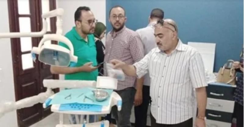 ضبط طالب جامعي ينتحل صفة طبيب ويمتلك عيادتين بدون ترخيص بسوهاج.. صور