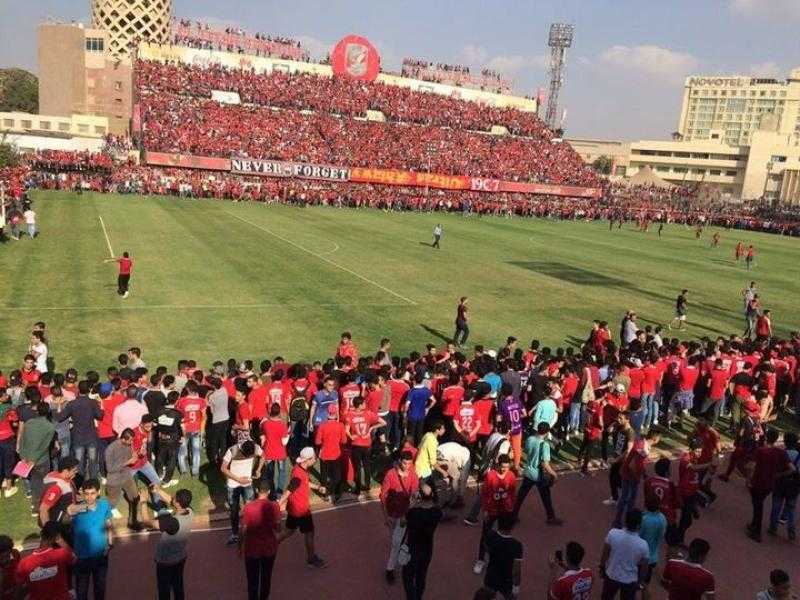 عاجل..إلغاء مران الأهلي بسبب هتافات أعضاء النادي ضد اللاعبين