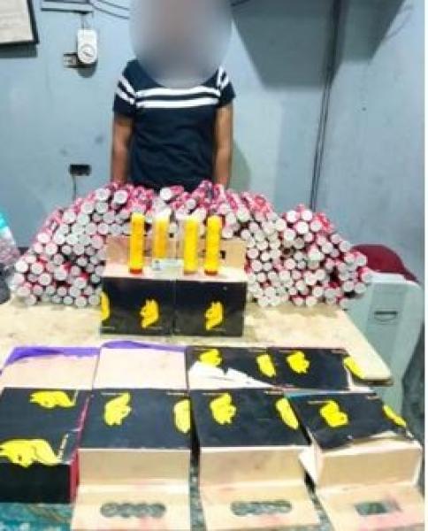 ضبط كمية من الألعاب النارية بحوزة شخص في الساحل