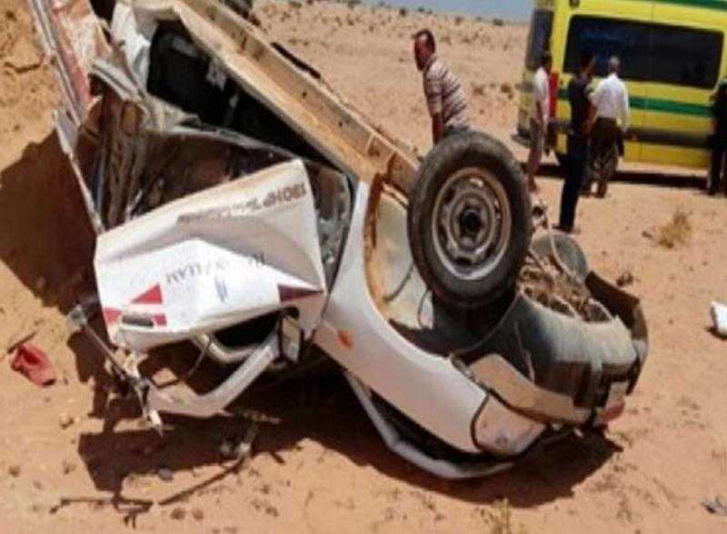 مصرع وإصابة 5 شرطيين في انقلاب سيارتهم بطريق قنا - سفاجا