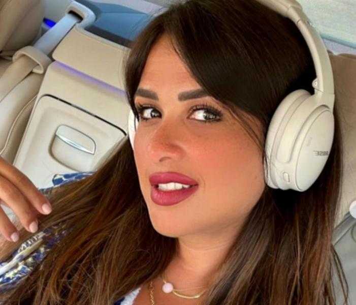 شاهد.. ياسمين عبد العزيز تبهر جمهورها في أحدث ظهور لها