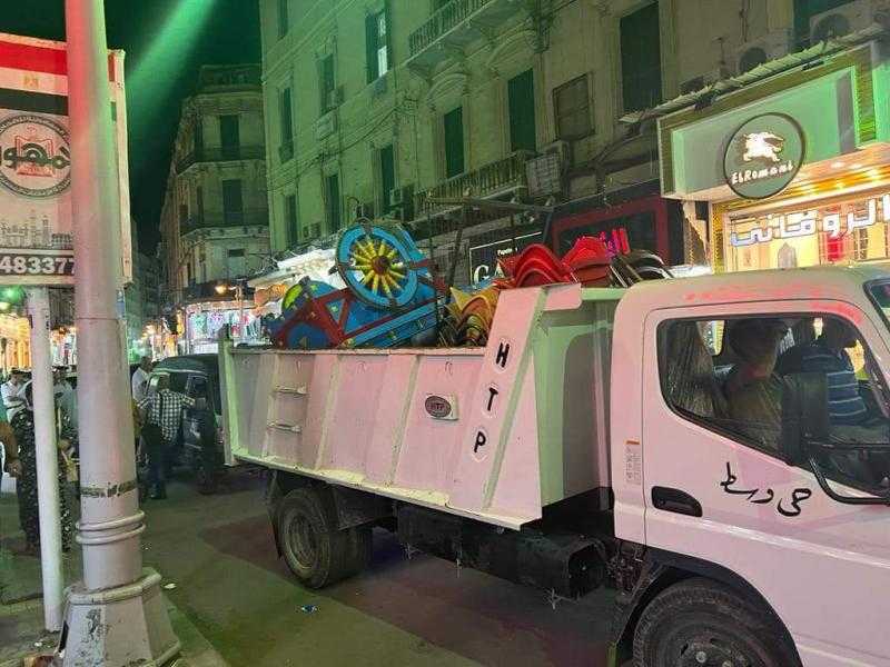 أهالي الإسكندرية يرفعون شعارًا «لا للفوضى».. والمحافظة تشن حملاتها لرفع الإشغالات