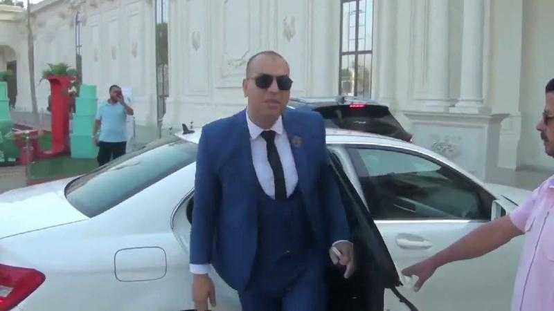 المدرس صاحب الموكب الأسطوري لمنتقديه: «موقفكم إيه لو رُوحت الدرس بتوكتوك وبنطلون مقطوع» - فيديو