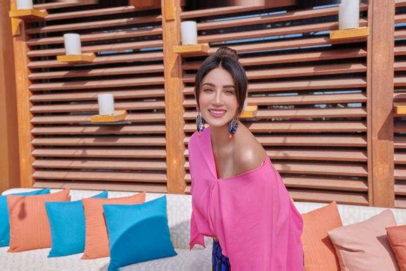 صدمة.. أول صور لـ ديانا حداد بعد خلعها الحجاب