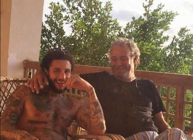 بكلمات مؤثرة.. أحمد الفيشاوي يحيي ذكرى رحيل والده