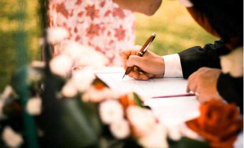 بعد دعوات إلغاء «القايمة».. دار الإفتاء تفجِّر مفاجأة: «جزء من المهر»