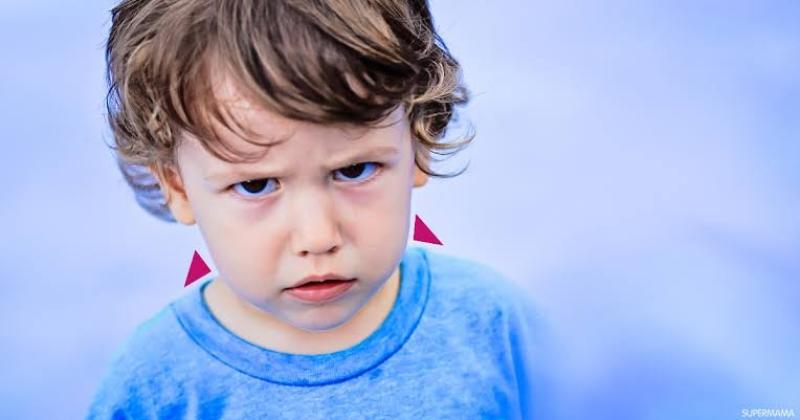 أخصائية توضح طريقة التعامل مع الطفل أثناء موجات الغضب «فيديو»