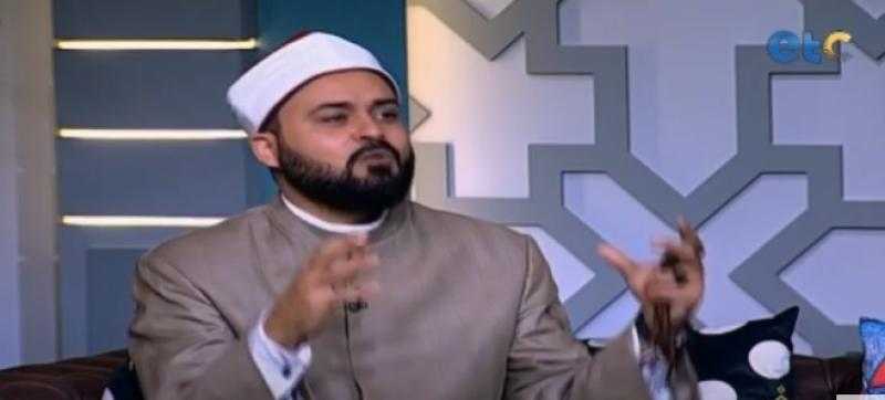 داعية إسلامي: بعض الزوجات تُحول البيت إلى «حريقة» عند المشاكل الأسرية «فيديو»