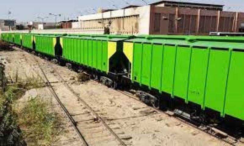 ضد المياه.. العربية للتصنيع تكشف مزايا قطارات الغلال الجديدة.. فيديو