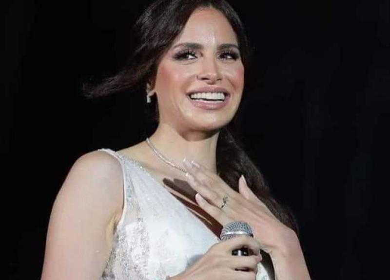 «مش هغيب عنكم تاني خلاص».. آمال ماهر تختتم حفلها في العلمين برسالة لجمهورها