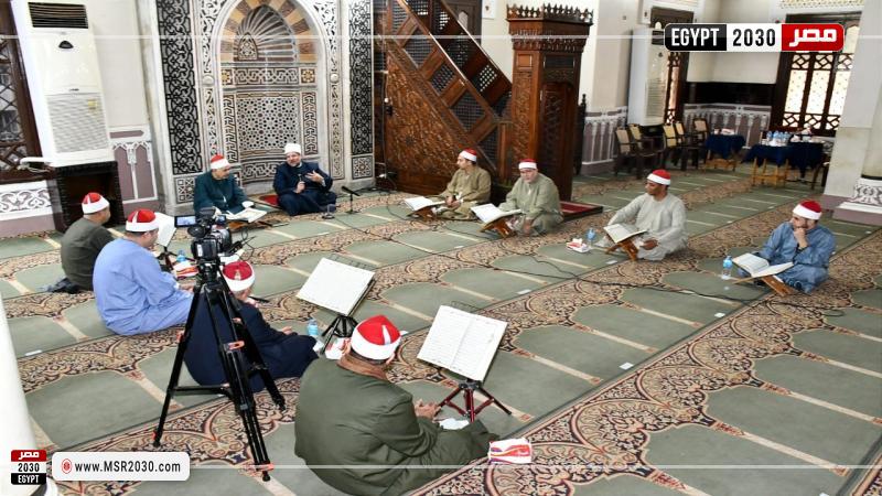 كبار القراء خلال افتتاح مقرأة القرآن الكريم  