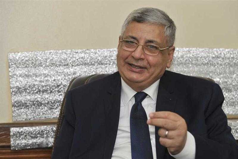 مستشار الرئيس يعلن أساليب علاجية حديثة للتعامل مع كورونا.. فيديو