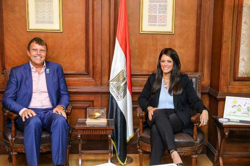 «المشاط» تستقبل رائد العمل المناخي البريطاني وممثل الأمم المتحدة رفيع المستوى لقمة المناخ COP27