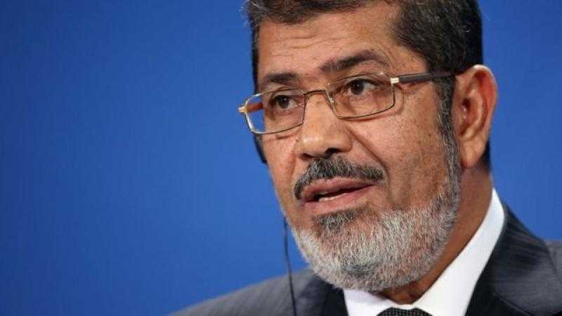 المعلم فوزي.. مفاجأة مدوية عن علاقة محمد مرسي وأيمن الظواهري - فيديو
