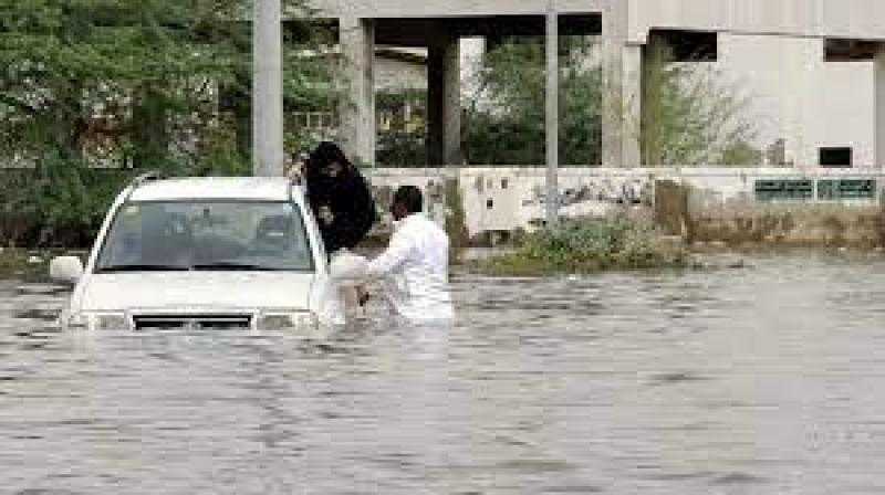 سيول السعودية اليوم .. الأمطار تضرب بلاد الحرمين من كل اتجاه