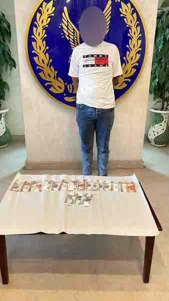 ضبط سائق لسرقته مبلغ مالي من داخل سيارة مواطن بالتجمع