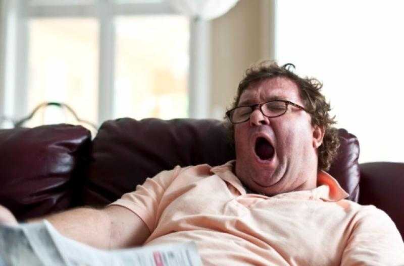 استشاري يكشف عن علاج سحري لعلاج الإرهاق والخمول عند الشباب - فيديو